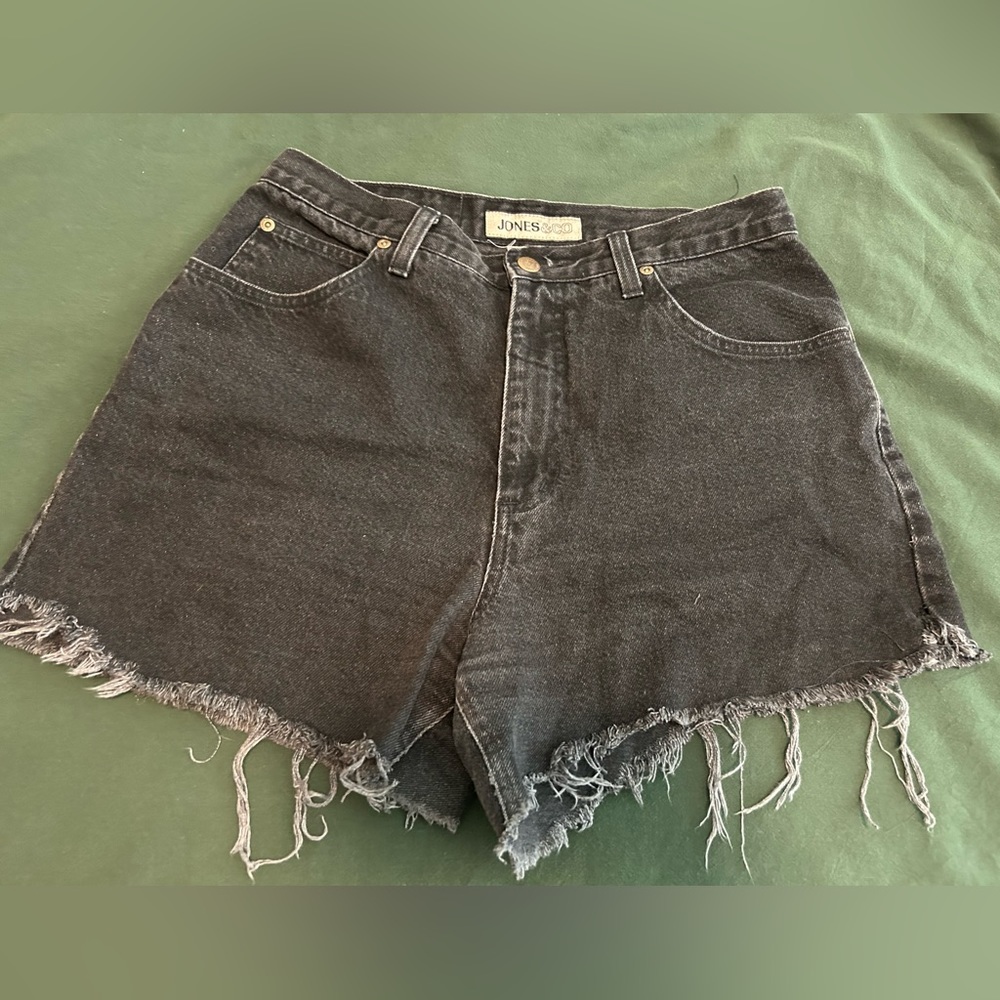 Vintage black Jones & Co denim cutoff shorts - size 12 but fits more like 10/30